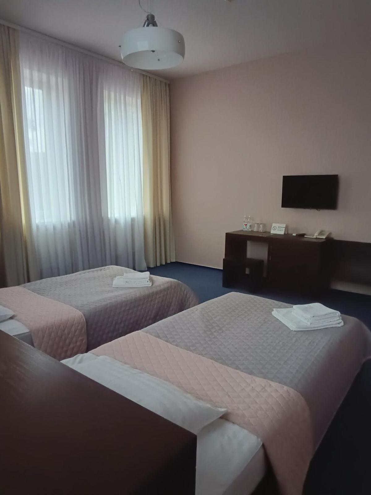 Gosudar Hotel Kropyvnytskyi Bagian luar foto