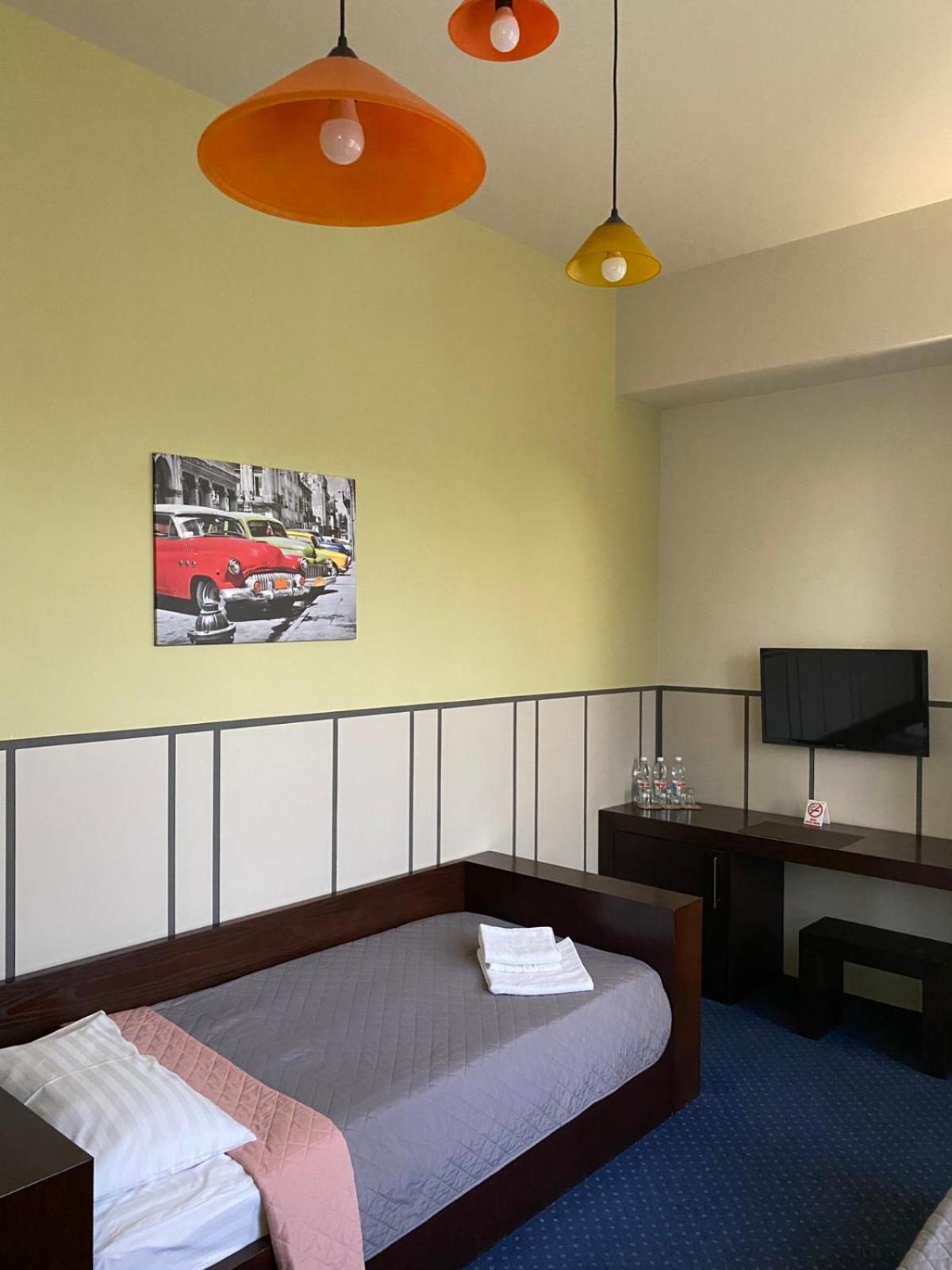 Gosudar Hotel Kropyvnytskyi Bagian luar foto