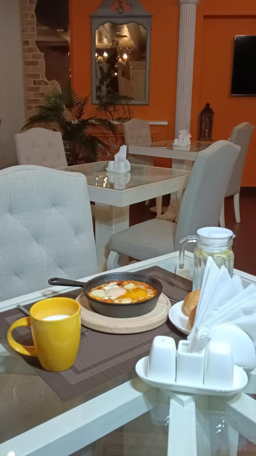 Gosudar Hotel Kropyvnytskyi Bagian luar foto